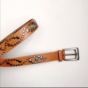 Leather Studded Belt Size Medium Tan